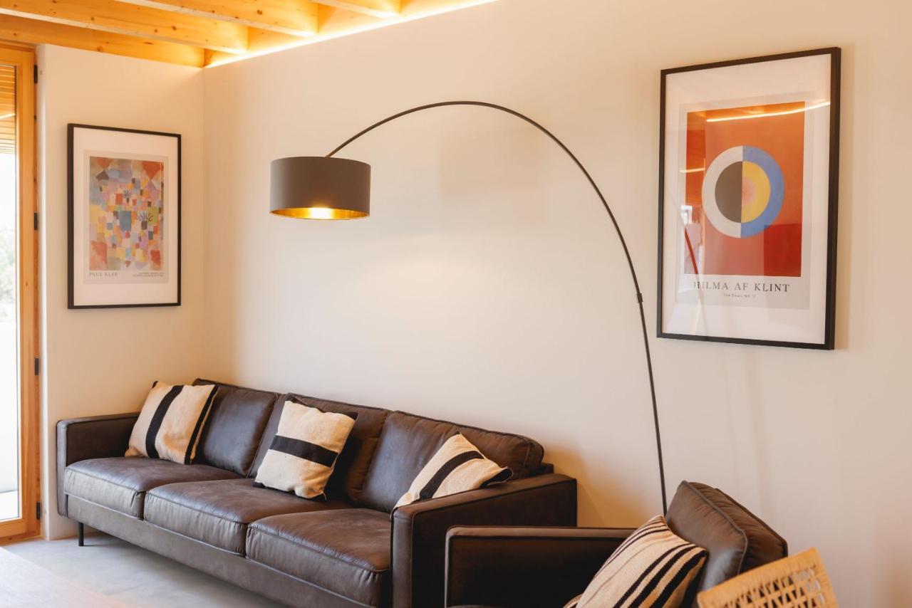Bravissimo Canigo, Spacious And With Large Terrace Girona Bagian luar foto