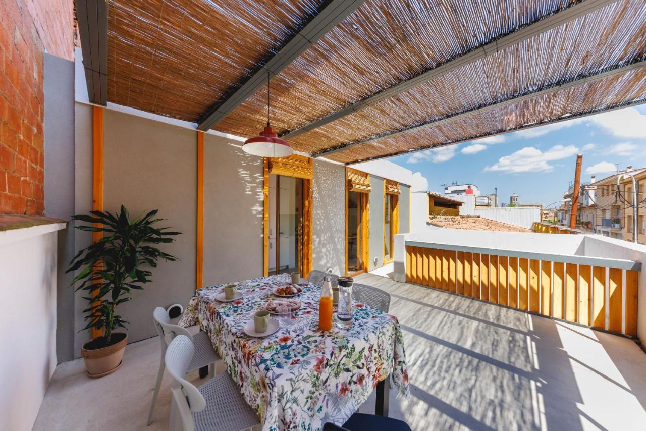 Bravissimo Canigo, Spacious And With Large Terrace Girona Bagian luar foto