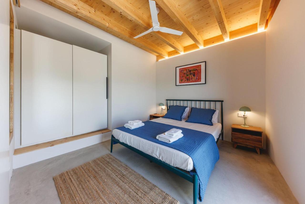 Bravissimo Canigo, Spacious And With Large Terrace Girona Bagian luar foto